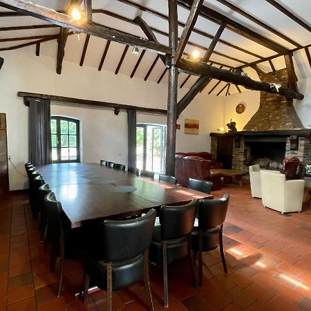 Magnificent Farmhouse In Sint Joost Eksteriør billede